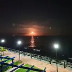 Playa Feliz Feriehus *