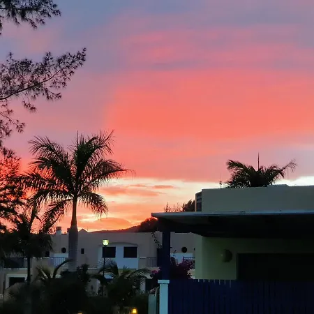 度假居 Playa Feliz