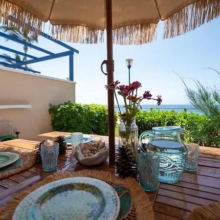 度假居 Playa Feliz *