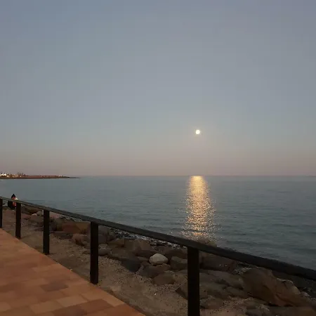 Playa Feliz