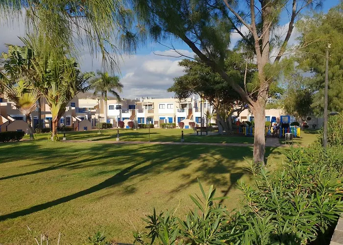 בית נופש Playa Feliz *